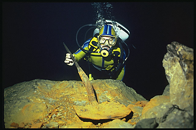 Img0042.jpg (51827 bytes)